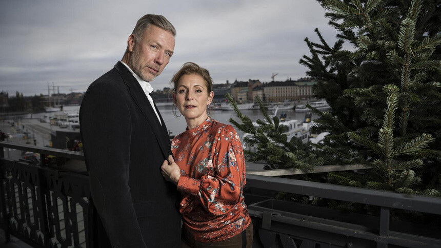 Mikael Persbrandt och Helen Sjöholm 2020