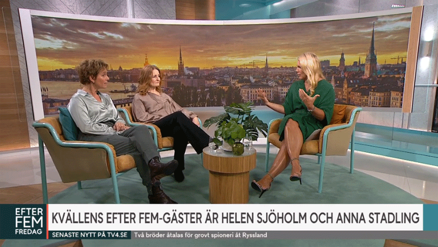 Helen och Anna sitter i TV4-studion för att intervjuas i programmet Efter fem.